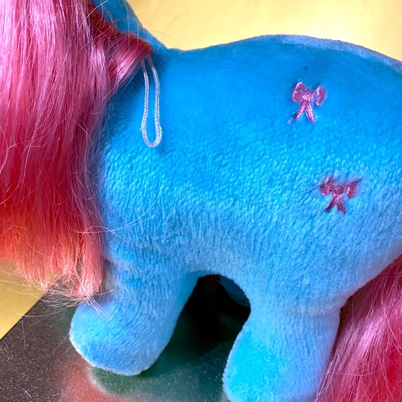 MY LITTLE PONY G1 1985 ORIGINAL HASBRO SOFTIES BOW TIE PONY COLLECTIBLE PLUSH - Picture 6 of 15